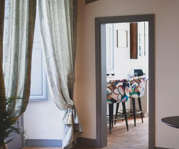 Appartamento Del Giglio's Luxury In Piazza Della Signoria