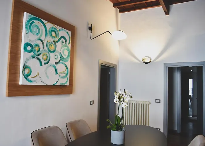 Del Giglio's Luxury In Piazza Della Signoria