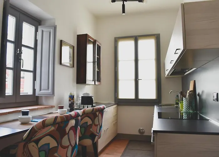 Appartamento Del Giglio's Luxury In Piazza Della Signoria *